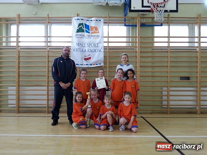 Zdjęcie w galerii na portalu naszraciborz.pl: Ostatni finał powiatowy Z podwórka na stadion wiadomości z regionu
