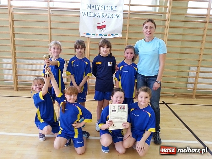 Zdjęcie w galerii na portalu naszraciborz.pl: Ostatni finał powiatowy Z podwórka na stadion wiadomości z regionu