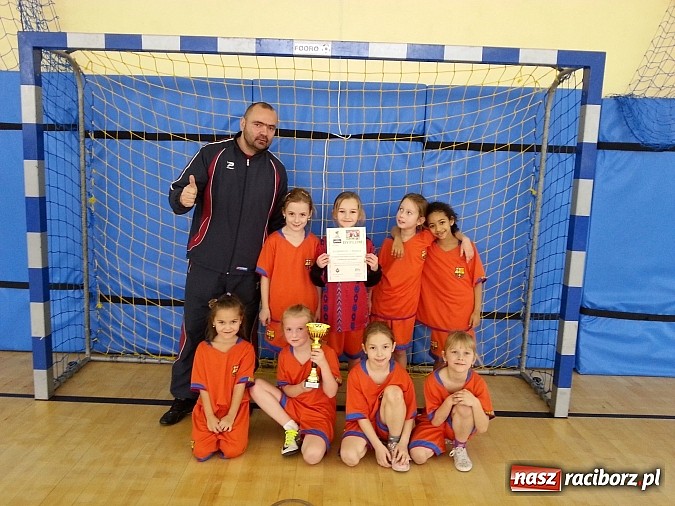 Zdjęcie w galerii na portalu naszraciborz.pl: Ostatni finał powiatowy Z podwórka na stadion wiadomości z regionu