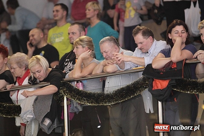 Zdjęcie w galerii na portalu naszraciborz.pl: Pływanie. Rekordowe mikołajki w H2Ostróg wiadomości z regionu