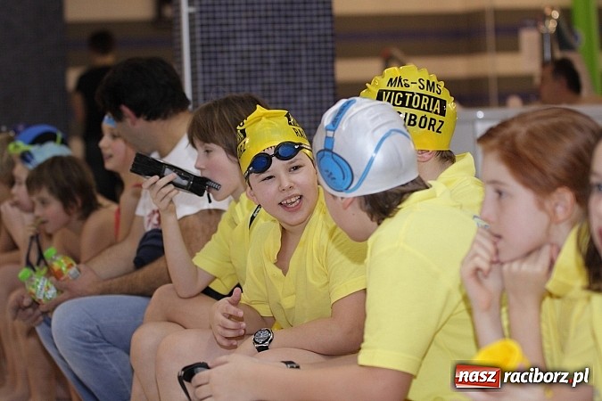 Zdjęcie w galerii na portalu naszraciborz.pl: Pływanie. Rekordowe mikołajki w H2Ostróg wiadomości z regionu