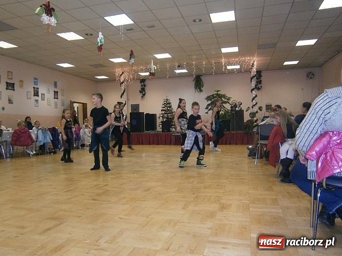 Zdjęcie w galerii na portalu naszraciborz.pl: Spotkanie z Mikołajem w Bojanowie wiadomości z regionu