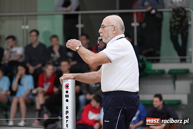 Zdjęcie w galerii na portalu naszraciborz.pl: Mechanik i ZSOMS najlepsze w Turnieju Mikołajkowym wiadomości z regionu