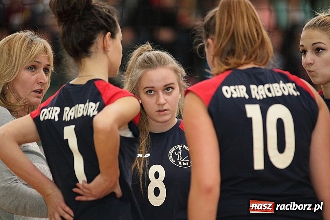 Zdjęcie w galerii na portalu naszraciborz.pl: Mechanik i ZSOMS najlepsze w Turnieju Mikołajkowym wiadomości z regionu