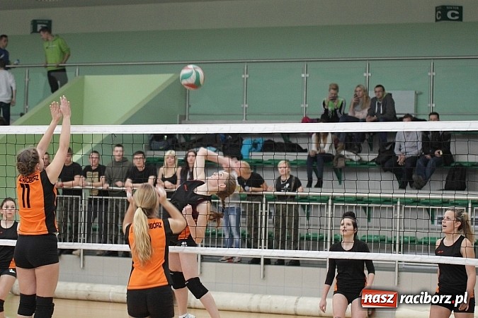 Zdjęcie w galerii na portalu naszraciborz.pl: Mechanik i ZSOMS najlepsze w Turnieju Mikołajkowym wiadomości z regionu