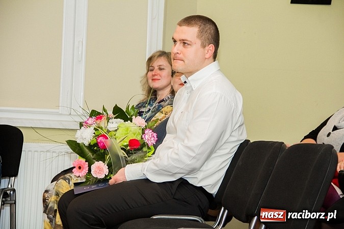 Zdjęcie w galerii na portalu naszraciborz.pl: Wolontariusze roku 2014 nagrodzeni wiadomości z regionu