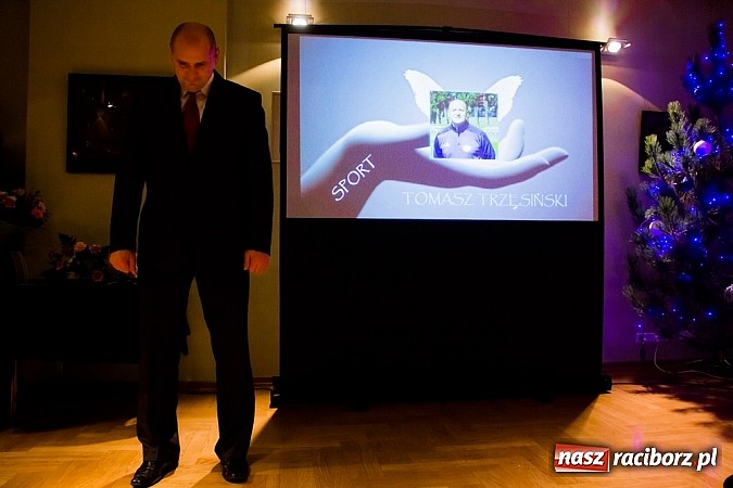 Zdjęcie w galerii na portalu naszraciborz.pl: Wolontariusze roku 2014 nagrodzeni wiadomości z regionu