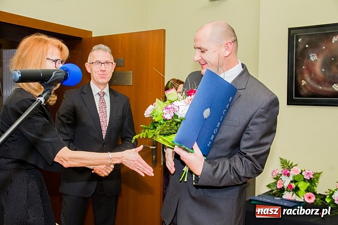 Zdjęcie w galerii na portalu naszraciborz.pl: Wolontariusze roku 2014 nagrodzeni wiadomości z regionu