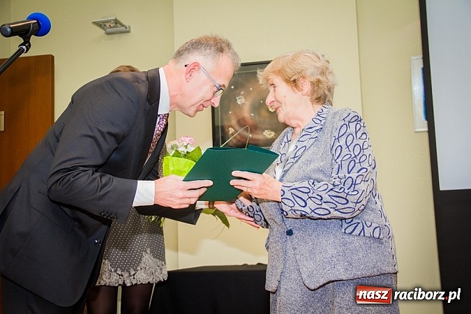 Zdjęcie w galerii na portalu naszraciborz.pl: Wolontariusze roku 2014 nagrodzeni wiadomości z regionu