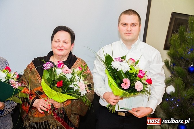 Zdjęcie w galerii na portalu naszraciborz.pl: Wolontariusze roku 2014 nagrodzeni wiadomości z regionu