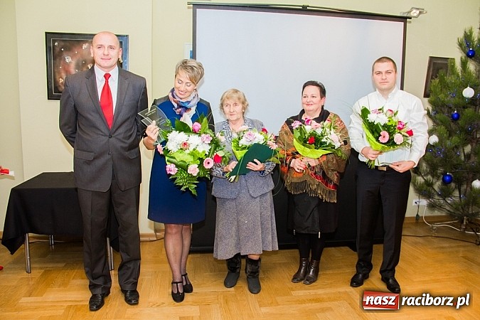 Zdjęcie w galerii na portalu naszraciborz.pl: Wolontariusze roku 2014 nagrodzeni wiadomości z regionu