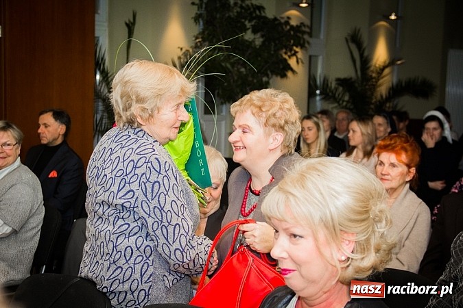 Zdjęcie w galerii na portalu naszraciborz.pl: Wolontariusze roku 2014 nagrodzeni wiadomości z regionu