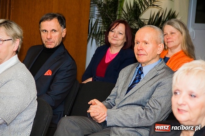 Zdjęcie w galerii na portalu naszraciborz.pl: Wolontariusze roku 2014 nagrodzeni wiadomości z regionu