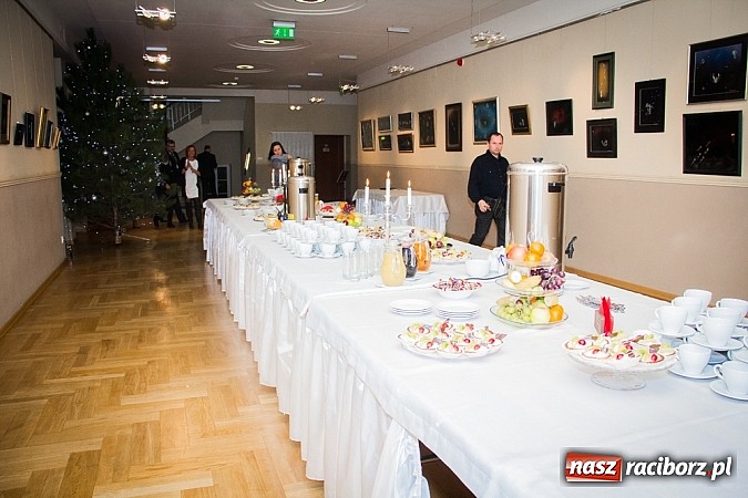 Zdjęcie w galerii na portalu naszraciborz.pl: Wolontariusze roku 2014 nagrodzeni wiadomości z regionu