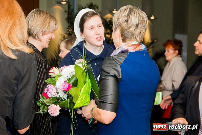 Zdjęcie w galerii na portalu naszraciborz.pl: Wolontariusze roku 2014 nagrodzeni wiadomości z regionu