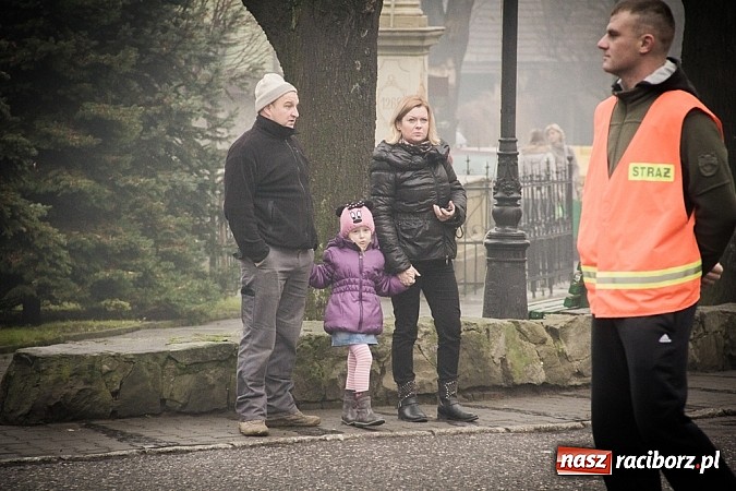 Zdjęcie w galerii na portalu naszraciborz.pl: W Krzanowicach tradycji stało się zadość. Jeźdźcy pojechali do Mikołaszka wiadomości z regionu
