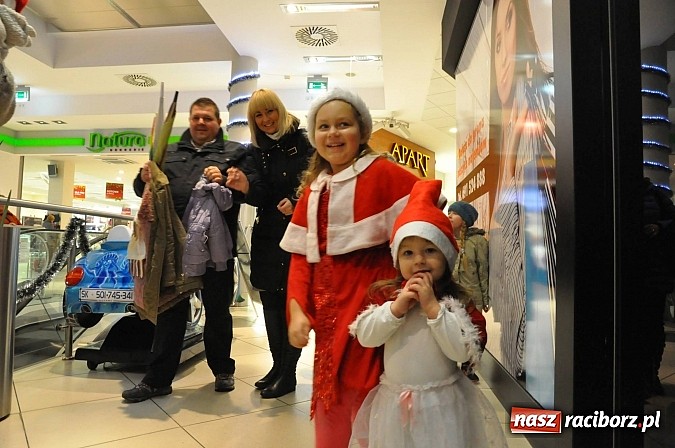 Zdjęcie w galerii na portalu naszraciborz.pl: I Mikołajkowy Zamkowy Dziecięcy Fitness wiadomości z regionu