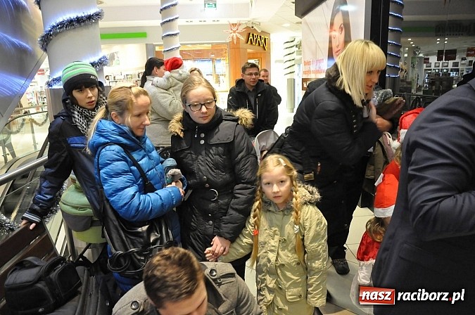 Zdjęcie w galerii na portalu naszraciborz.pl: I Mikołajkowy Zamkowy Dziecięcy Fitness wiadomości z regionu