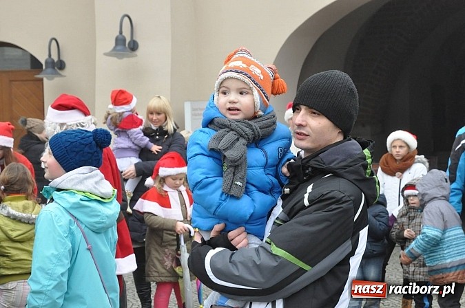 Zdjęcie w galerii na portalu naszraciborz.pl: I Mikołajkowy Zamkowy Dziecięcy Fitness wiadomości z regionu