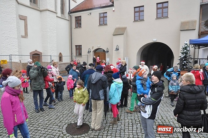 Zdjęcie w galerii na portalu naszraciborz.pl: I Mikołajkowy Zamkowy Dziecięcy Fitness wiadomości z regionu