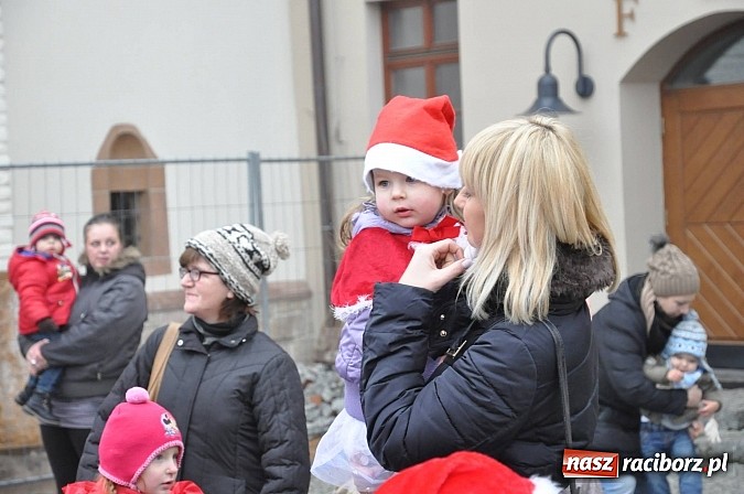 Zdjęcie w galerii na portalu naszraciborz.pl: I Mikołajkowy Zamkowy Dziecięcy Fitness wiadomości z regionu