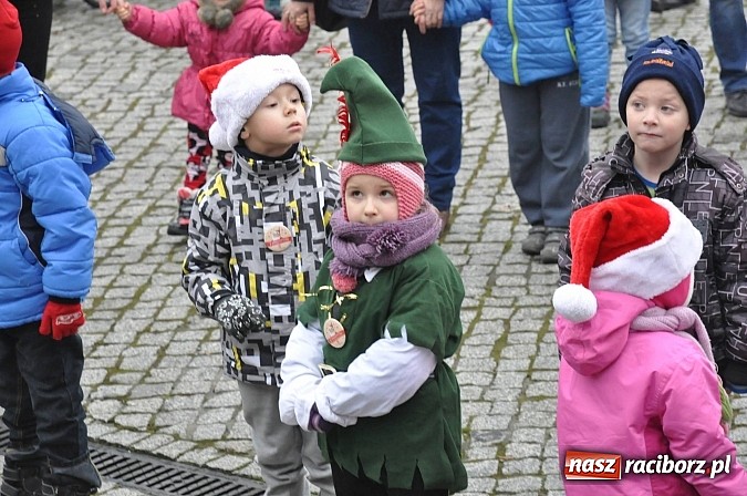 Zdjęcie w galerii na portalu naszraciborz.pl: I Mikołajkowy Zamkowy Dziecięcy Fitness wiadomości z regionu