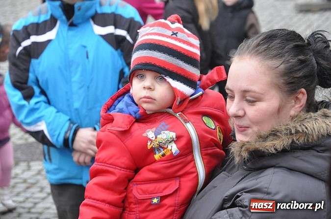 Zdjęcie w galerii na portalu naszraciborz.pl: I Mikołajkowy Zamkowy Dziecięcy Fitness wiadomości z regionu