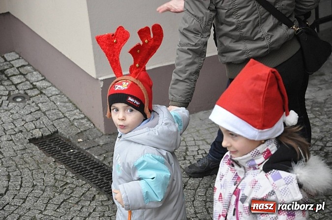 Zdjęcie w galerii na portalu naszraciborz.pl: I Mikołajkowy Zamkowy Dziecięcy Fitness wiadomości z regionu