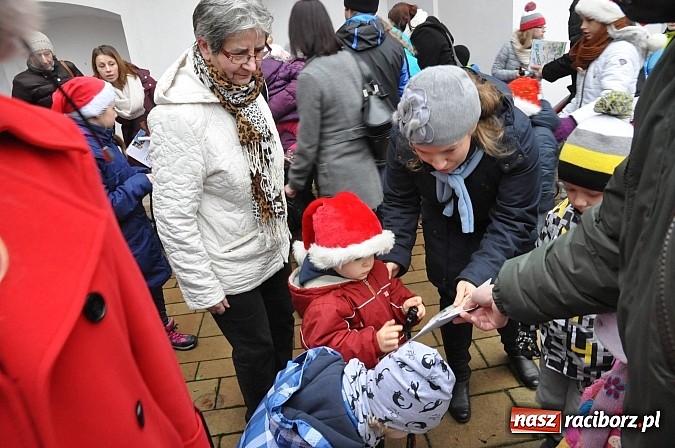 Zdjęcie w galerii na portalu naszraciborz.pl: I Mikołajkowy Zamkowy Dziecięcy Fitness wiadomości z regionu