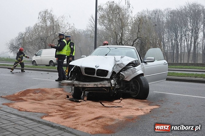 Zdjęcie w galerii na portalu naszraciborz.pl: Kierowca BMW przeszarżował na Odrostradzie wiadomości z regionu