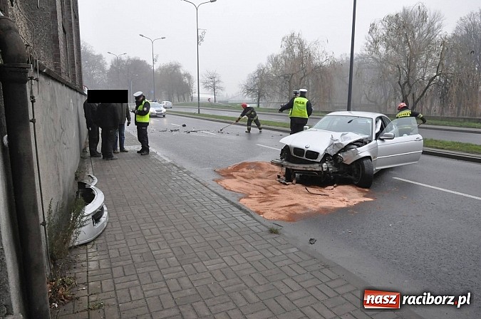 Zdjęcie w galerii na portalu naszraciborz.pl: Kierowca BMW przeszarżował na Odrostradzie wiadomości z regionu