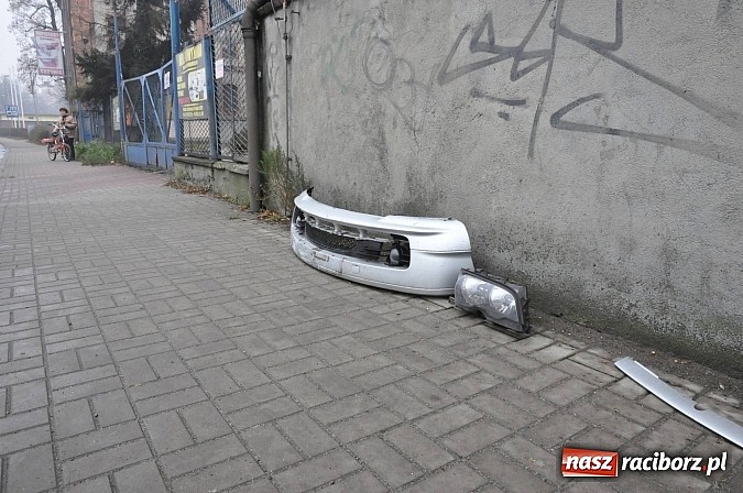 Zdjęcie w galerii na portalu naszraciborz.pl: Kierowca BMW przeszarżował na Odrostradzie wiadomości z regionu