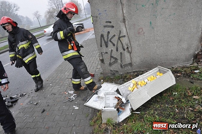 Zdjęcie w galerii na portalu naszraciborz.pl: Kierowca BMW przeszarżował na Odrostradzie wiadomości z regionu