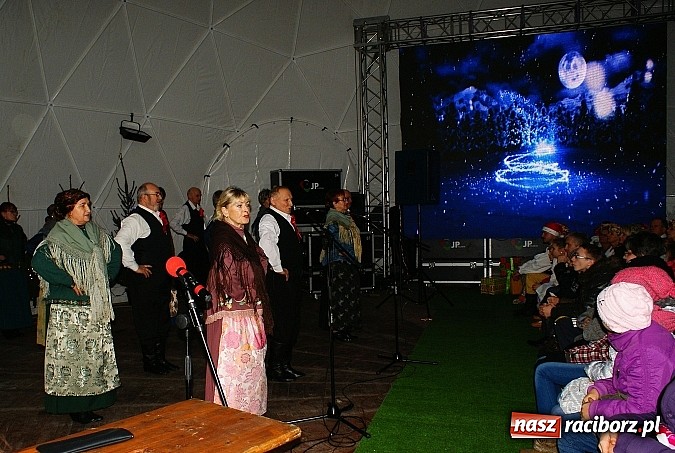 Zdjęcie w galerii na portalu naszraciborz.pl: Jarmark Bożonarodzeniowy na Rynku, czyli moc atrakcji na ten weekend wiadomości z regionu