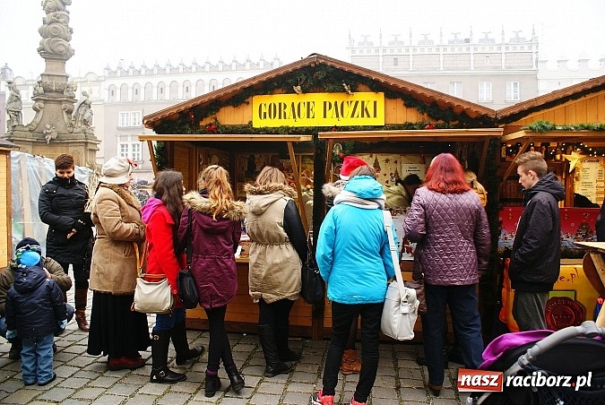 Zdjęcie w galerii na portalu naszraciborz.pl: Jarmark Bożonarodzeniowy na Rynku, czyli moc atrakcji na ten weekend wiadomości z regionu