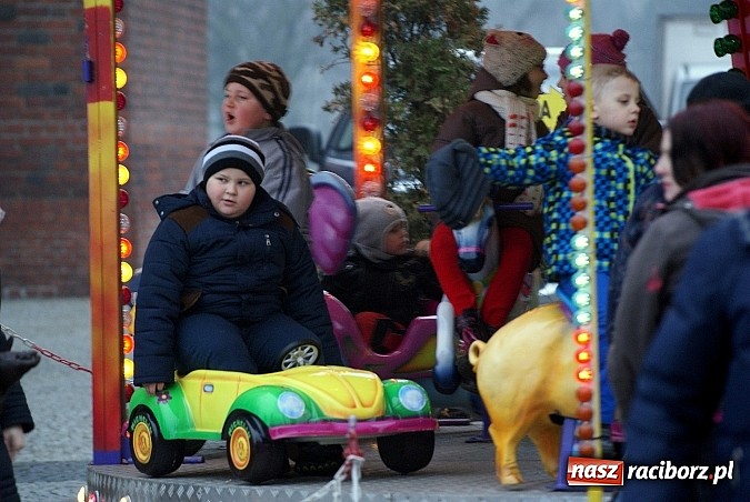 Zdjęcie w galerii na portalu naszraciborz.pl: Jarmark Bożonarodzeniowy na Rynku, czyli moc atrakcji na ten weekend wiadomości z regionu
