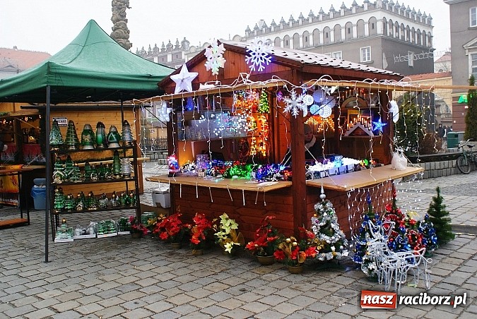 Zdjęcie w galerii na portalu naszraciborz.pl: Jarmark Bożonarodzeniowy na Rynku, czyli moc atrakcji na ten weekend wiadomości z regionu