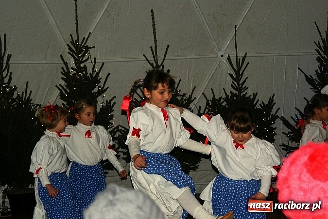 Zdjęcie w galerii na portalu naszraciborz.pl: Jarmark Bożonarodzeniowy na Rynku, czyli moc atrakcji na ten weekend wiadomości z regionu