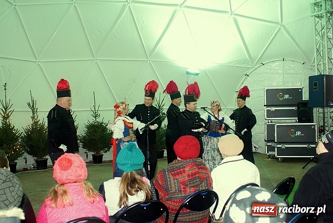 Zdjęcie w galerii na portalu naszraciborz.pl: Jarmark Bożonarodzeniowy na Rynku, czyli moc atrakcji na ten weekend wiadomości z regionu