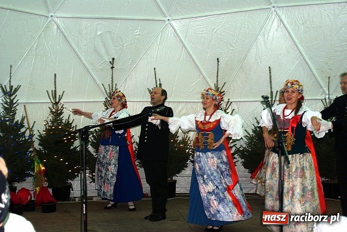 Zdjęcie w galerii na portalu naszraciborz.pl: Jarmark Bożonarodzeniowy na Rynku, czyli moc atrakcji na ten weekend wiadomości z regionu