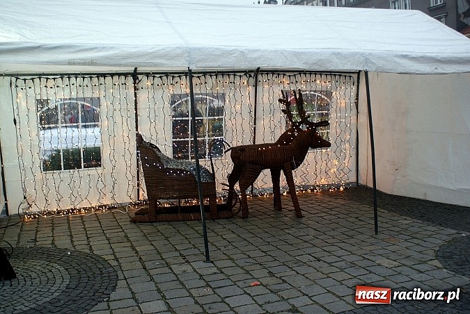 Zdjęcie w galerii na portalu naszraciborz.pl: Jarmark Bożonarodzeniowy na Rynku, czyli moc atrakcji na ten weekend wiadomości z regionu