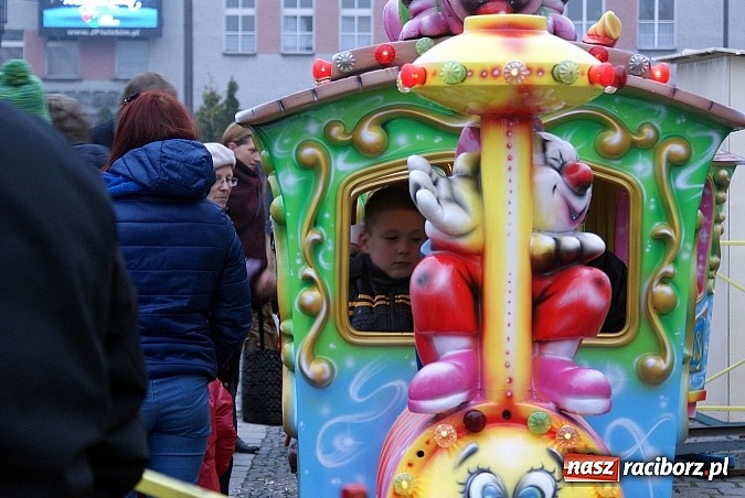 Zdjęcie w galerii na portalu naszraciborz.pl: Jarmark Bożonarodzeniowy na Rynku, czyli moc atrakcji na ten weekend wiadomości z regionu