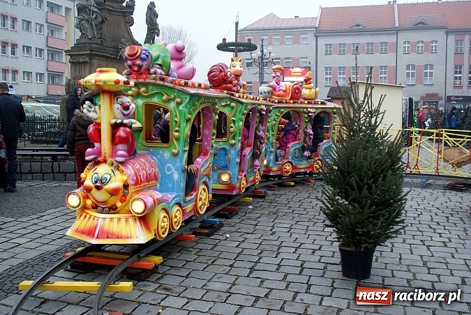 Zdjęcie w galerii na portalu naszraciborz.pl: Jarmark Bożonarodzeniowy na Rynku, czyli moc atrakcji na ten weekend wiadomości z regionu