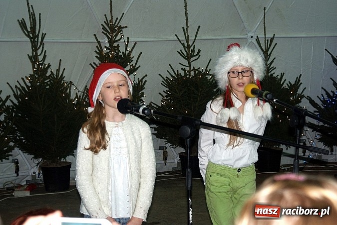 Zdjęcie w galerii na portalu naszraciborz.pl: Jarmark Bożonarodzeniowy na Rynku, czyli moc atrakcji na ten weekend wiadomości z regionu