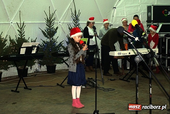 Zdjęcie w galerii na portalu naszraciborz.pl: Jarmark Bożonarodzeniowy na Rynku, czyli moc atrakcji na ten weekend wiadomości z regionu