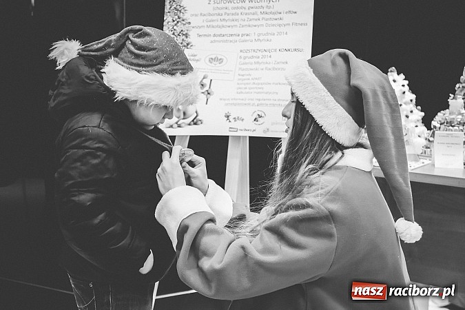 Zdjęcie w galerii na portalu naszraciborz.pl: Mikołajki w Młyńskiej i na zamku wiadomości z regionu