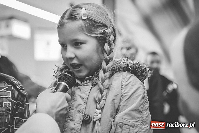 Zdjęcie w galerii na portalu naszraciborz.pl: Mikołajki w Młyńskiej i na zamku wiadomości z regionu