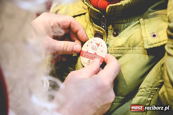 Zdjęcie w galerii na portalu naszraciborz.pl: Mikołajki w Młyńskiej i na zamku wiadomości z regionu