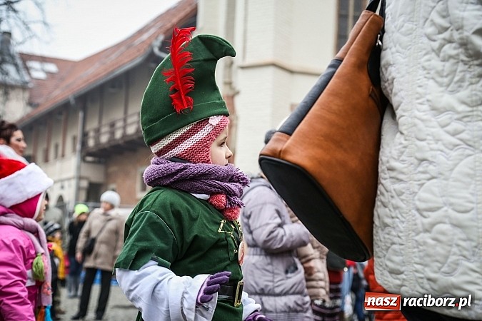 Zdjęcie w galerii na portalu naszraciborz.pl: Mikołajki w Młyńskiej i na zamku wiadomości z regionu