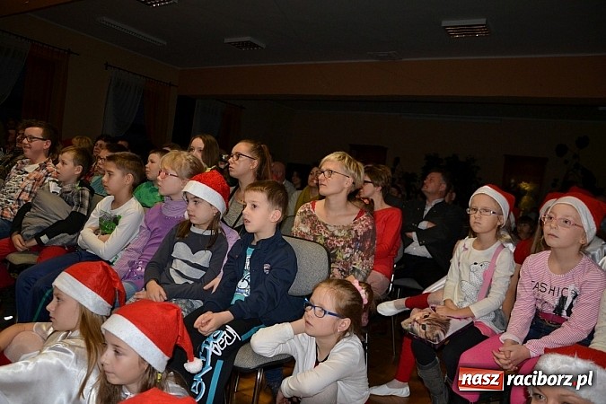 Zdjęcie w galerii na portalu naszraciborz.pl: Mała Syrenka z happy endem w Roszkowie  wiadomości z regionu